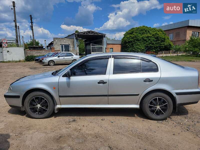 Лифтбек Skoda Octavia 1999 в Харькове
