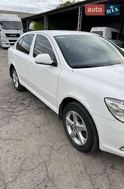 Ліфтбек Skoda Octavia 2012 в 