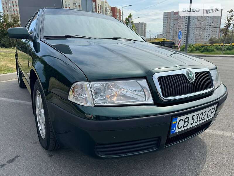 Ліфтбек Skoda Octavia 2004 в Києві