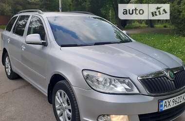 Універсал Skoda Octavia 2012 в Харкові