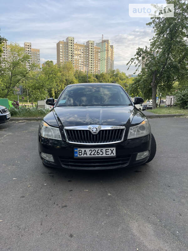 Лифтбек Skoda Octavia 2010 в Киеве