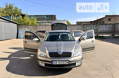 Ліфтбек Skoda Octavia 2006 в Умані