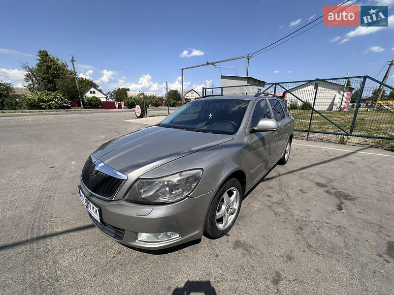 Універсал Skoda Octavia 2009 в Калинівці