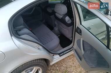 Лифтбек Skoda Octavia 1999 в 