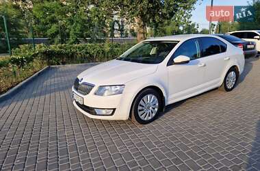 Лифтбек Skoda Octavia 2016 в Каменском