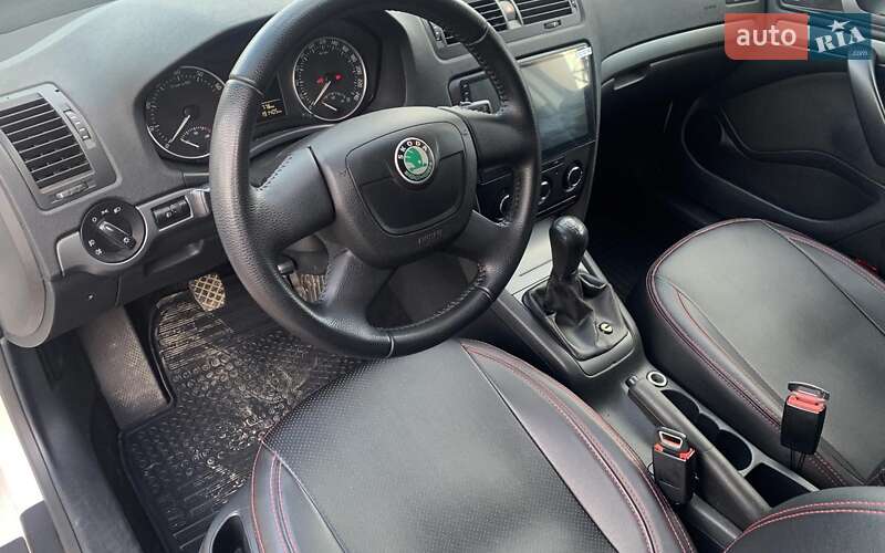 Универсал Skoda Octavia 2011 в Хмельницком