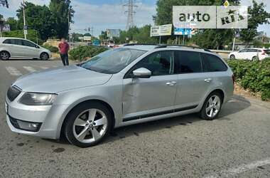 Універсал Skoda Octavia 2016 в Вишгороді