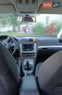 Универсал Skoda Octavia 2012 в 