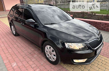 Универсал Skoda Octavia 2014 в Тростянце