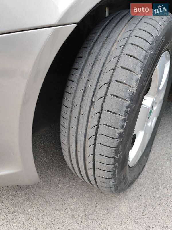 Универсал Skoda Octavia 2009 в Шаргороде