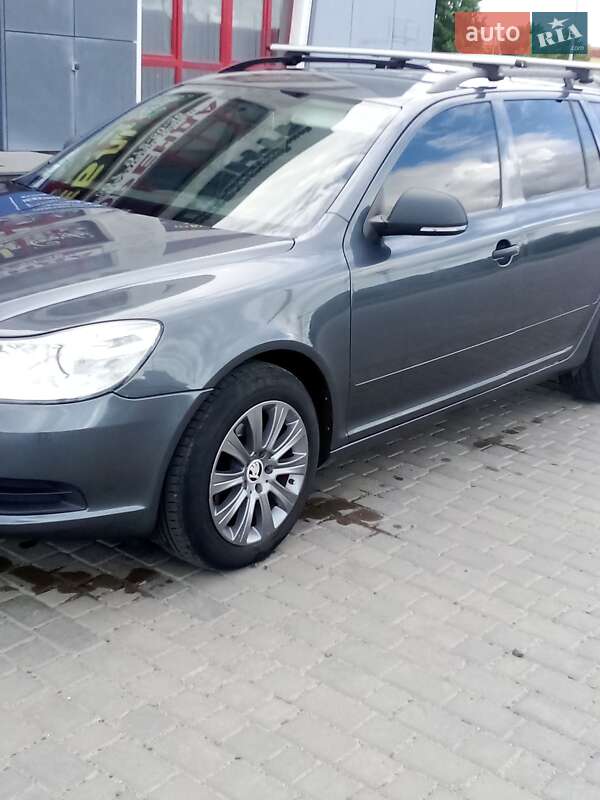 Універсал Skoda Octavia 2012 в Ковелі