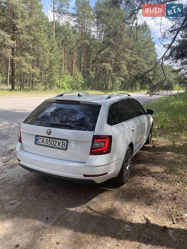 Универсал Skoda Octavia 2017 в Черкассах