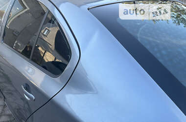 Лифтбек Skoda Octavia 2012 в 
