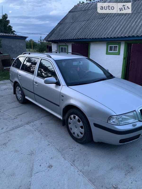 Універсал Skoda Octavia 2002 в Іванкові