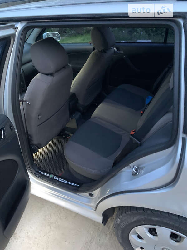 Універсал Skoda Octavia 2002 в Іванкові