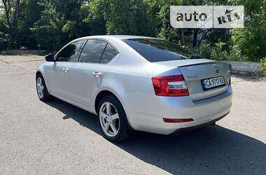 Ліфтбек Skoda Octavia 2015 в Тальному