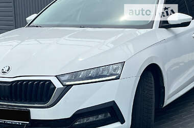 Універсал Skoda Octavia 2021 в Кропивницькому