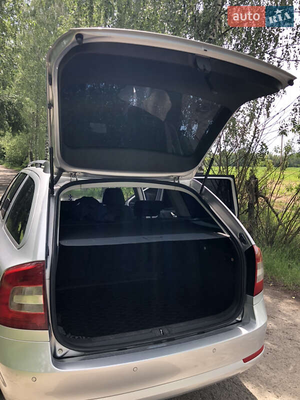 Универсал Skoda Octavia 2011 в Виннице