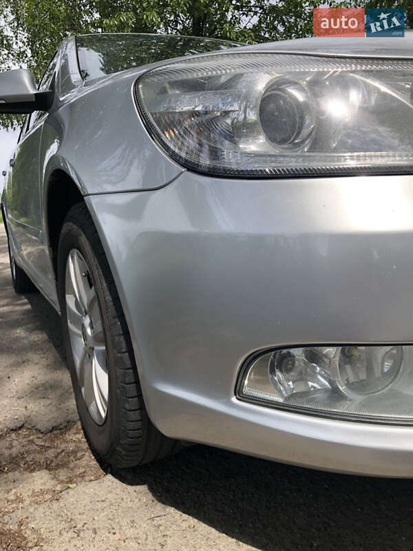 Универсал Skoda Octavia 2011 в Виннице