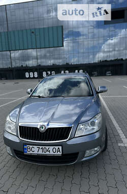Універсал Skoda Octavia 2012 в 