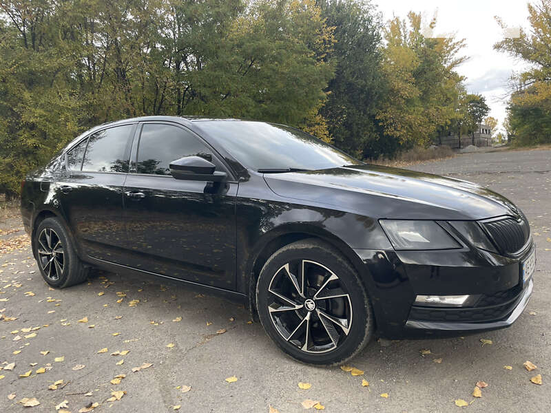 Лифтбек Skoda Octavia 2017 в Кривом Роге