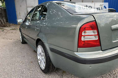 Ліфтбек Skoda Octavia 2003 в Сумах