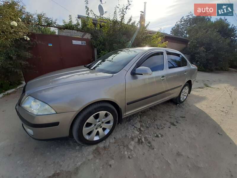 Лифтбек Skoda Octavia 2008 в Запорожье