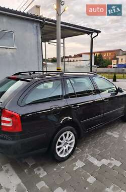 Универсал Skoda Octavia 2005 в Староконстантинове