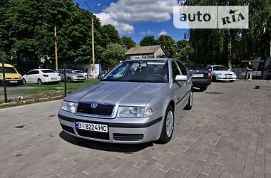 Ліфтбек Skoda Octavia 2003 в Миргороді