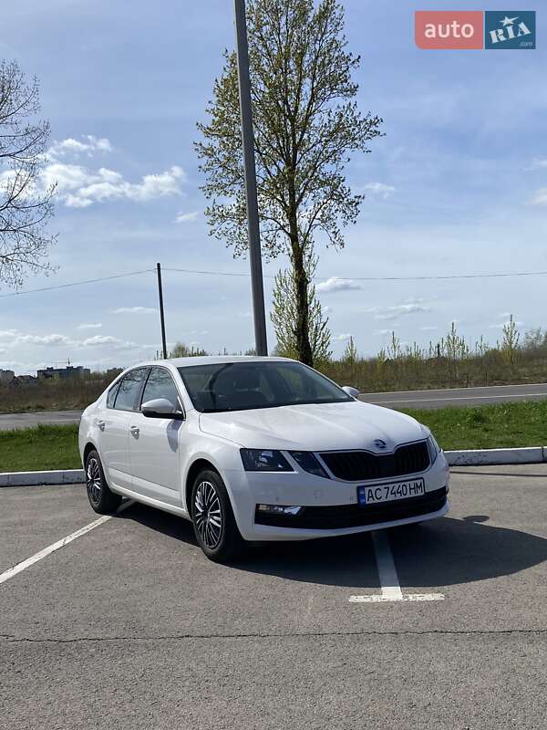 Лифтбек Skoda Octavia 2018 в Луцке