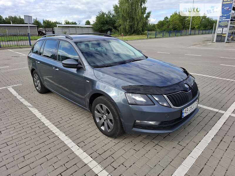 Універсал Skoda Octavia 2017 в Червонограді