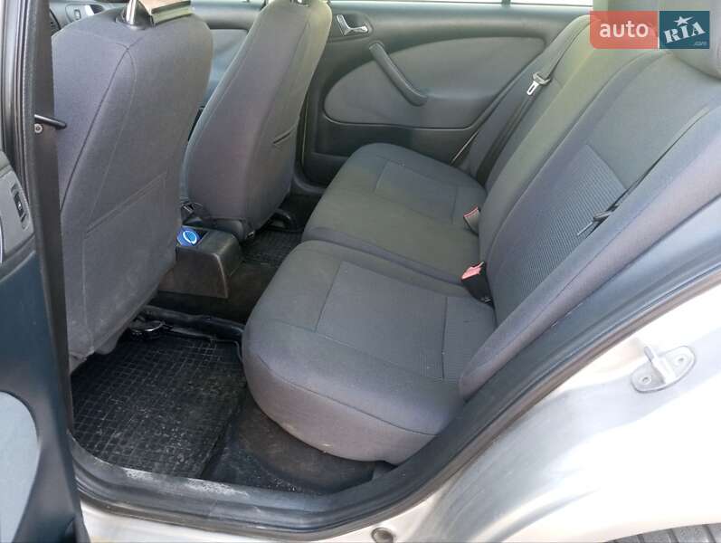 Ліфтбек Skoda Octavia 2008 в Івано-Франківську