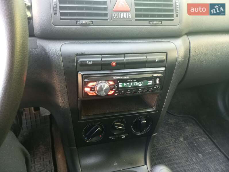 Ліфтбек Skoda Octavia 2008 в Івано-Франківську