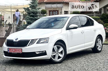 Лифтбек Skoda Octavia 2020 в Берегово