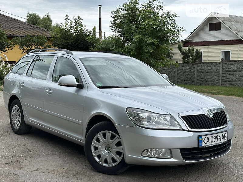 AUTO.RIA – Продам Шкода Октавия 2011 (KA0994AB) дизель 1.6 универсал бу ...