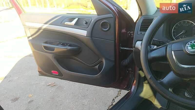 Універсал Skoda Octavia 2011 в Лозовій фото 14 Універсал Skoda Octavia 2011 в Лозовій