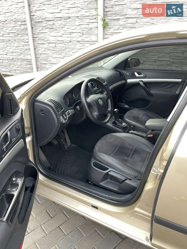 Лифтбек Skoda Octavia 2005 в Белой Церкви