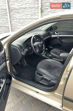 Ліфтбек Skoda Octavia 2005 в 