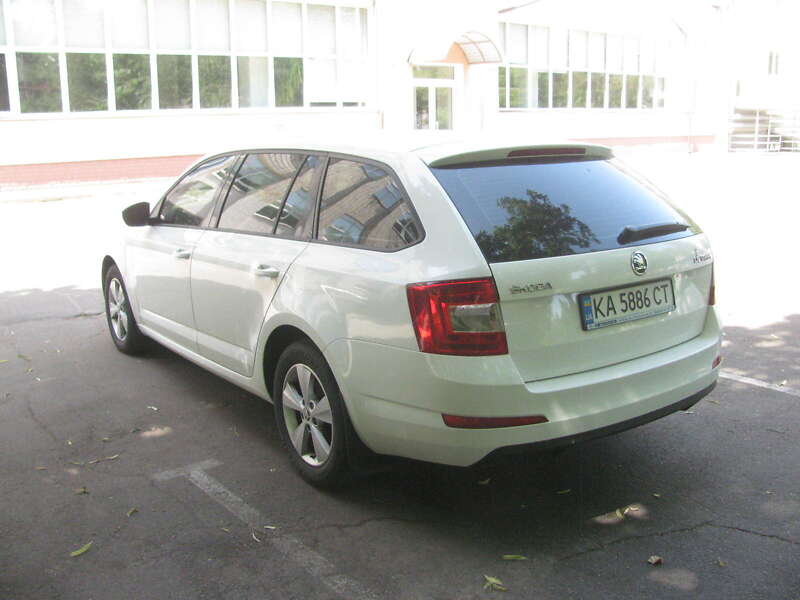 Універсал Skoda Octavia 2014 в Києві фото 5 Універсал Skoda Octavia 2014 в Києві