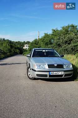 Лифтбек Skoda Octavia 2004 в 
