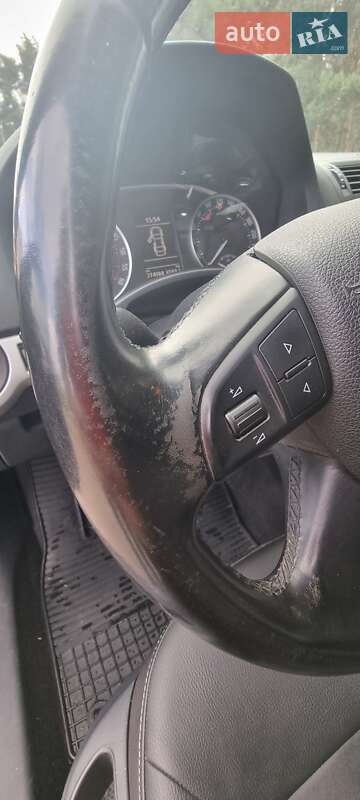 Універсал Skoda Octavia 2012 в Сумах