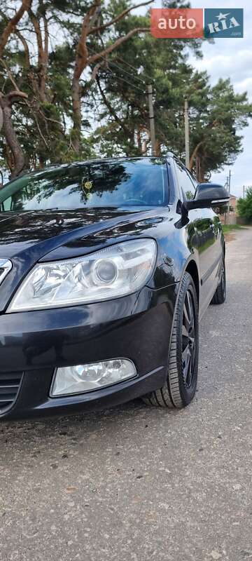 Універсал Skoda Octavia 2012 в Сумах