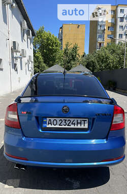 Ліфтбек Skoda Octavia 2010 в Ужгороді