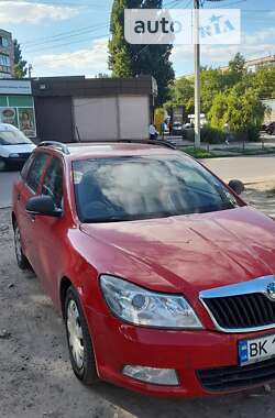 Універсал Skoda Octavia 2012 в Вараші