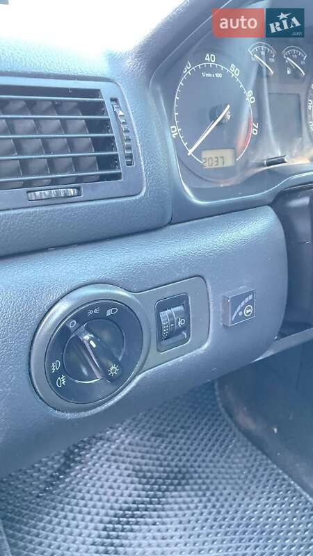 Ліфтбек Skoda Octavia 2007 в Черкасах фото 28 Ліфтбек Skoda Octavia 2007 в Черкасах