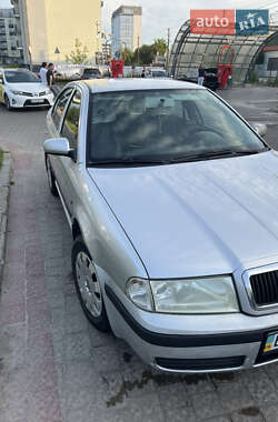 Лифтбек Skoda Octavia 2008 в 