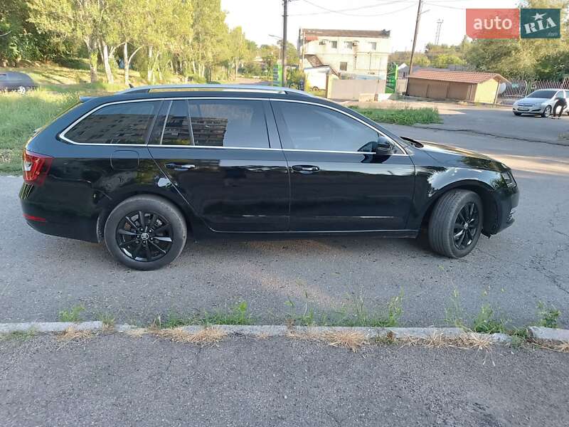 Універсал Skoda Octavia 2019 в Запоріжжі
