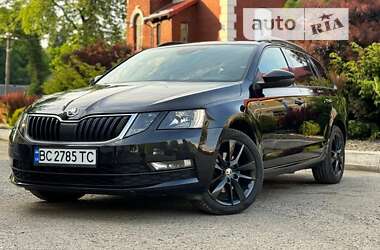 Универсал Skoda Octavia 2019 в Стрые