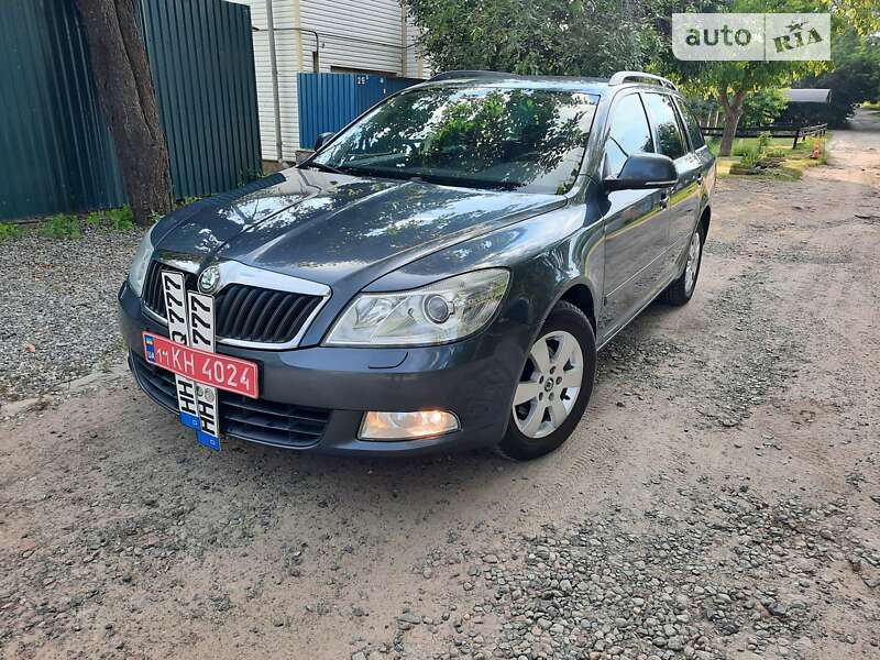 Універсал Skoda Octavia 2010 в Полтаві