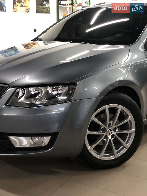 Універсал Skoda Octavia 2013 в Іршаві